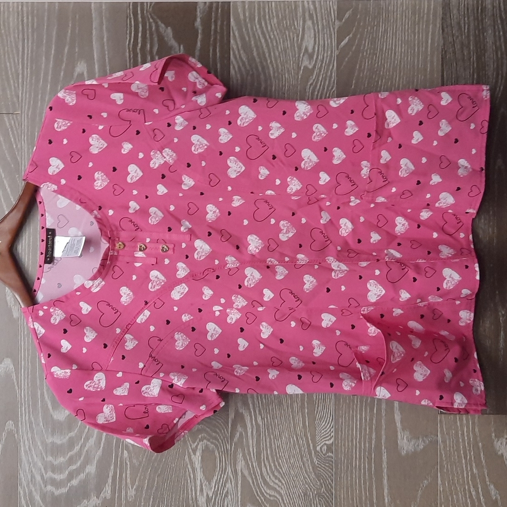 Heart & soul pink love nurses scrub
